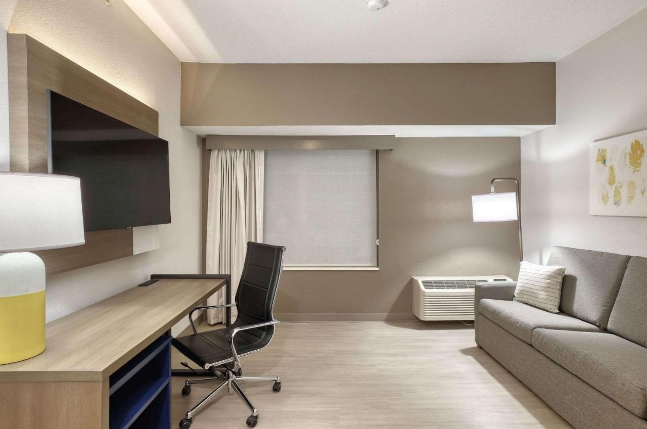 Comfort Suites Milwaukee Airport Oak Creek Ngoại thất bức ảnh